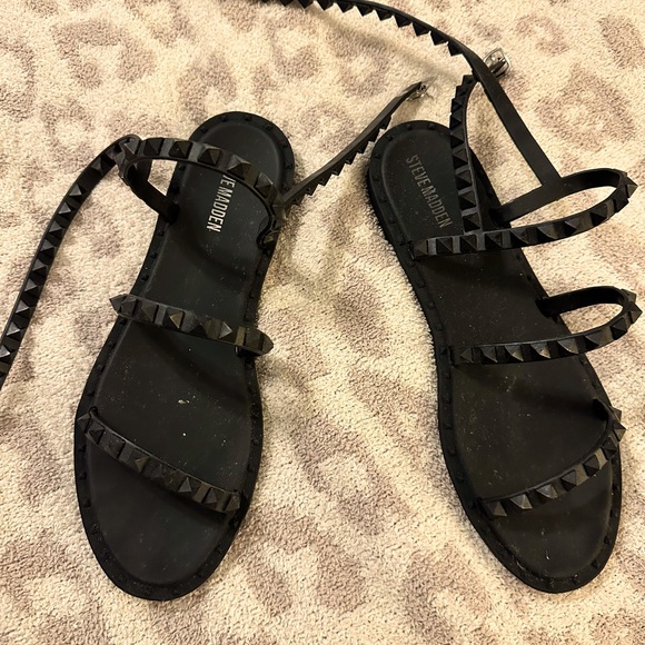 Steve Madden sandals - Picture 1 of 4